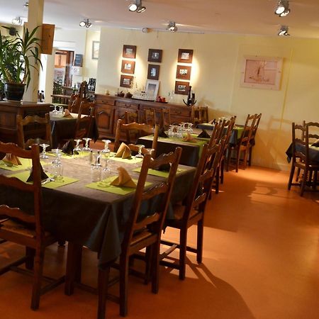 Hotel De France Le Bessat ภายนอก รูปภาพ